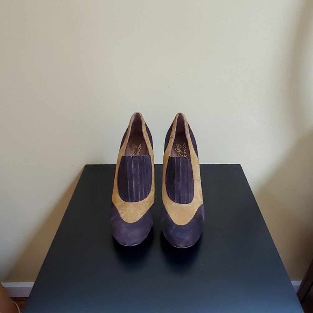 Donald J Pliner suede platform heels